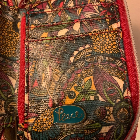 ❤️Sakroots Women's Multicolor Wallet with Detachable Handle Red Brown Design - Picture 9 of 10